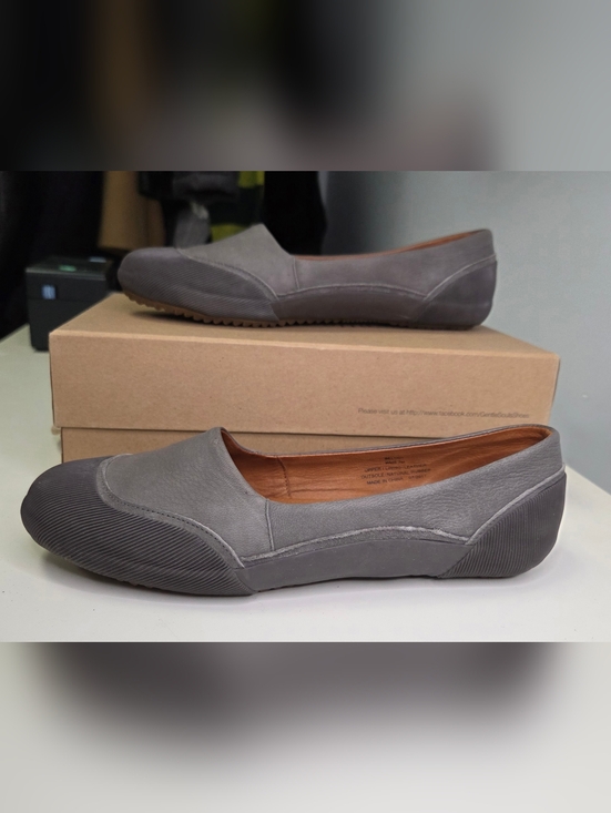 gentle souls Shoes - Gentle Souls By Kenneth Cole Belody Flats Gray Suede Leather Size 7